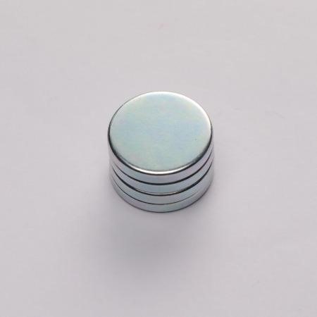 手機(jī)支架磁鐵                                
